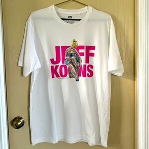 Uniqlo x Jeff Koons Special Edition Seated Ballerina Tee